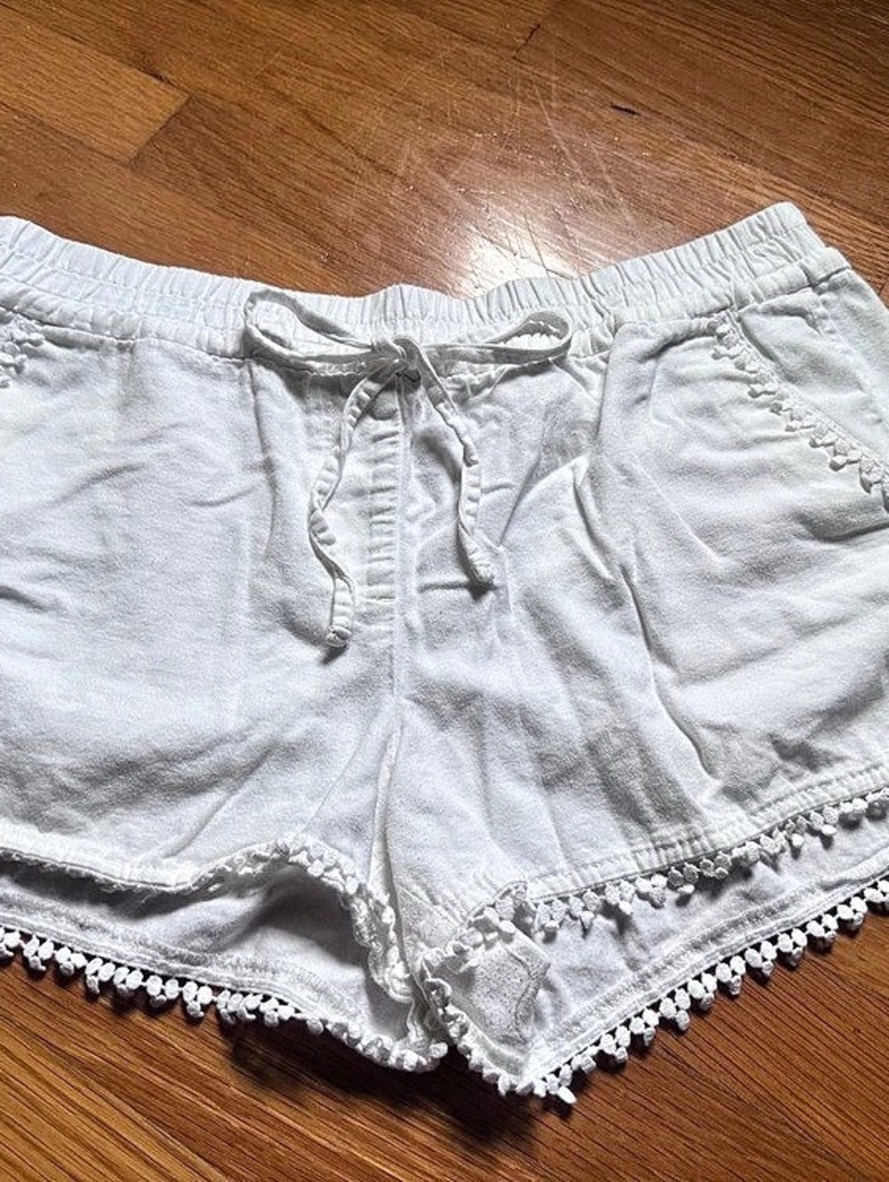 Lott Women's Crochet Trim Shorts in White Size Medium